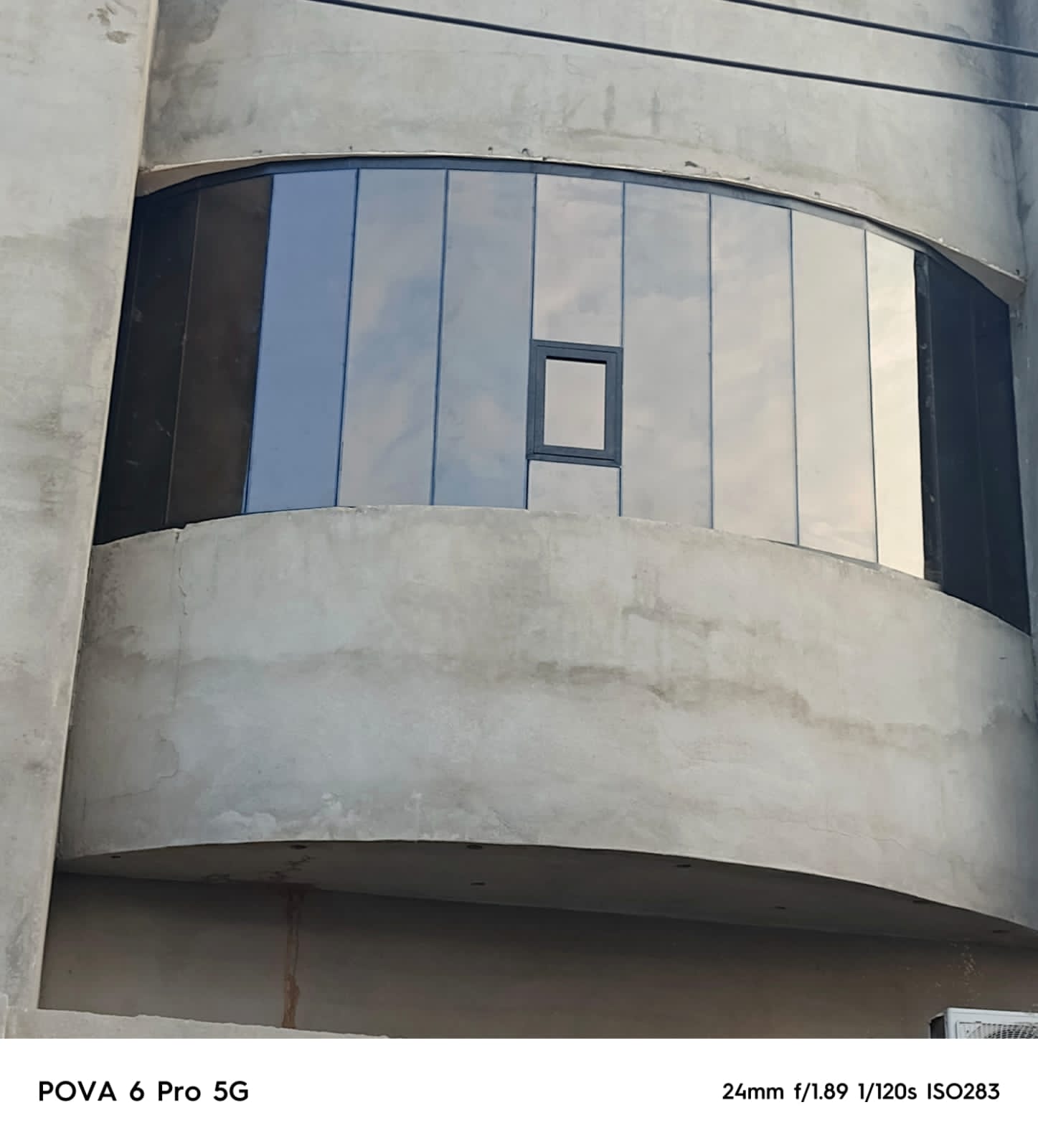 من أعمالنا في تركيب حواجز زجاج البلكونات - صورة 11