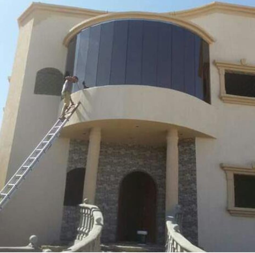 من أعمالنا في تركيب حواجز زجاج البلكونات - صورة 12